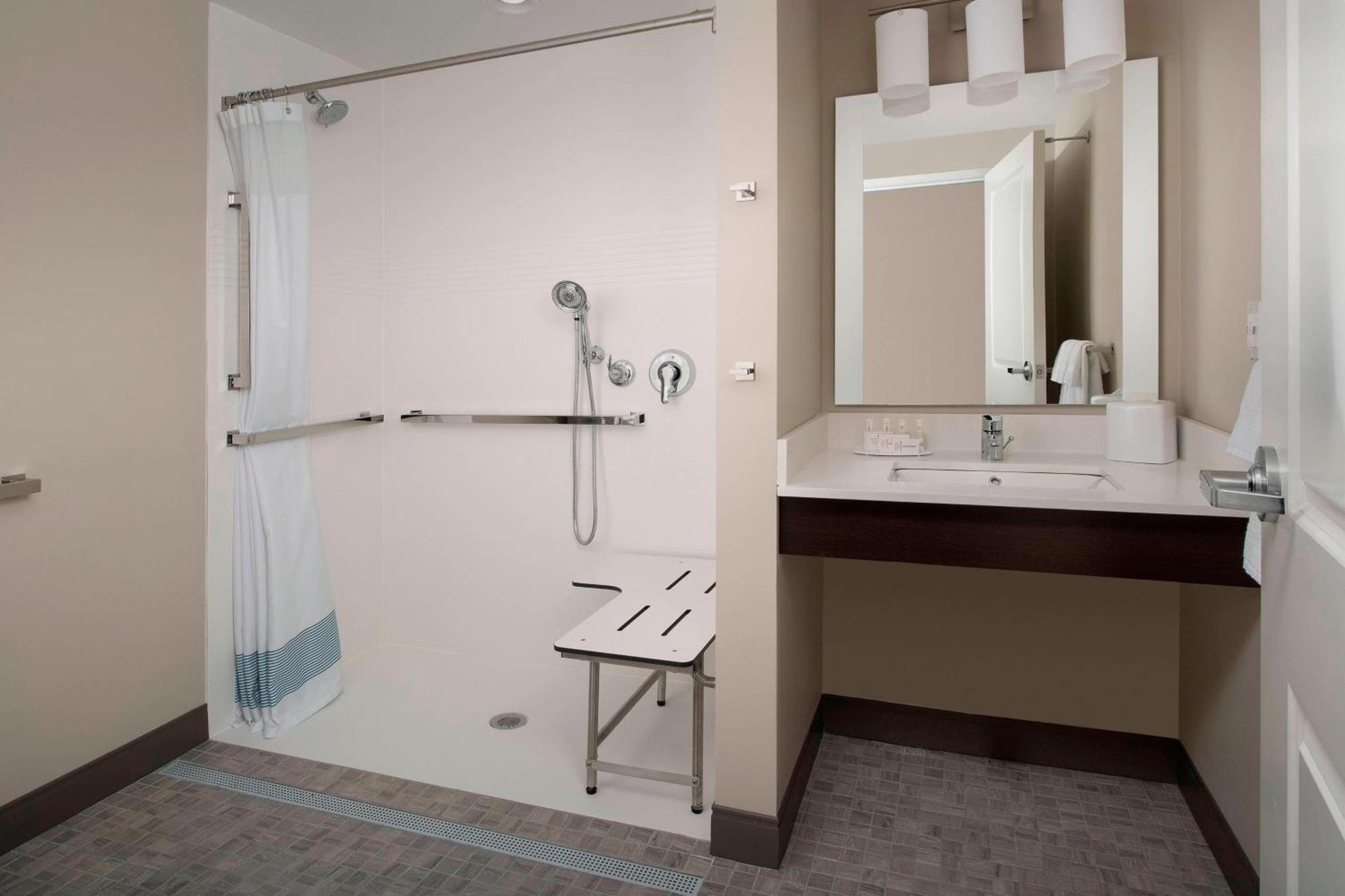 Towneplace Suites By Marriott College Park Exterior photo